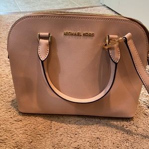 Beige Michael Kors bag great condition preloved
